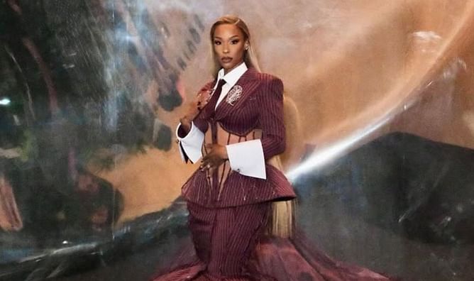 Steph Curry's wife Ayesha Curry and Hazel Renee swoon over LeBron James' wife Savannah James' stunning Met Gala avatar