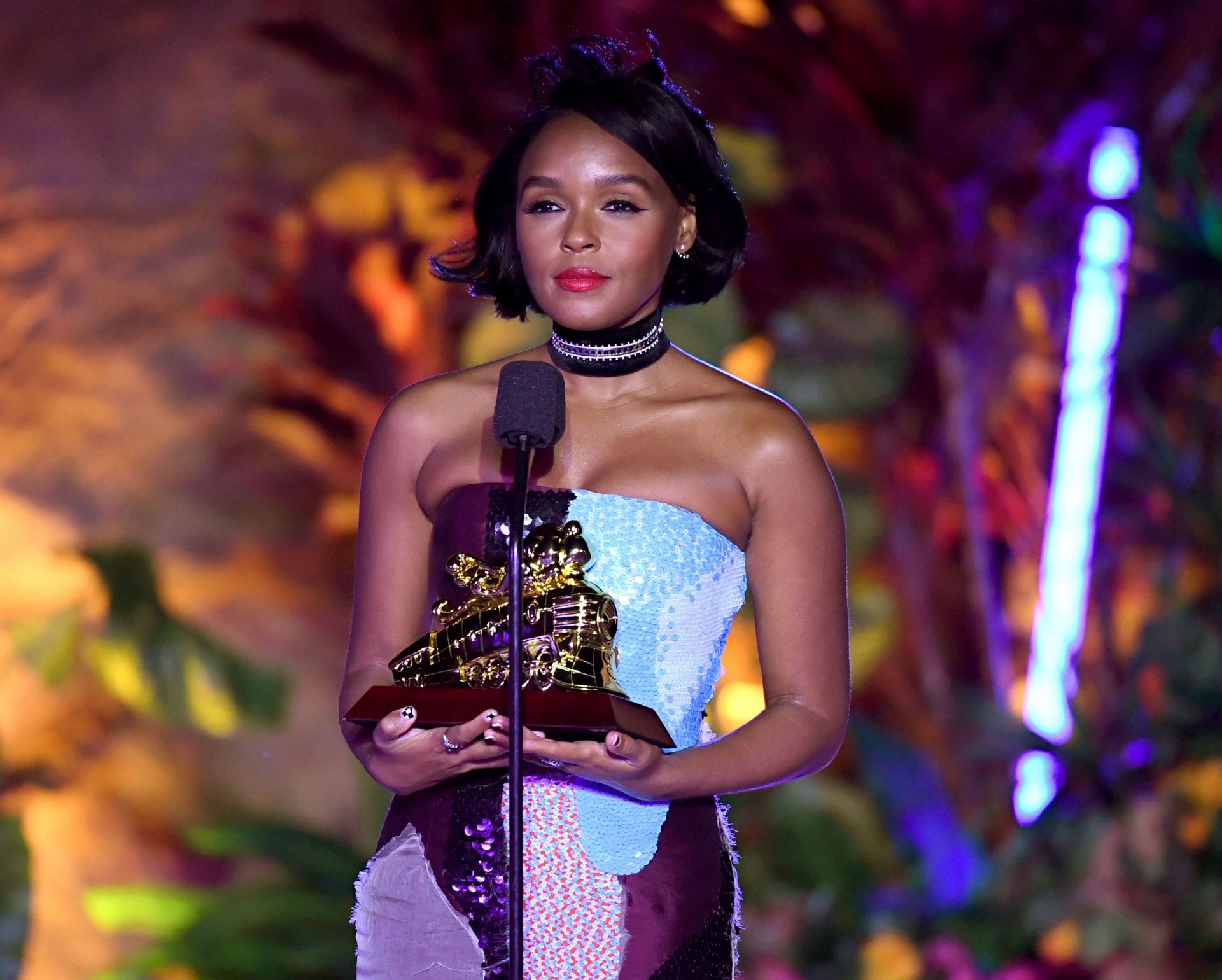 Soul Train Awards 2023 - Show - Source: Getty