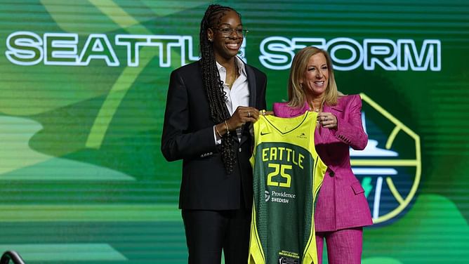 Dominique Malonga stats tonight: Storm rookie underwhelms in limited time off the bench in loss to Mercury (May 17)