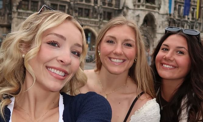Pic: Iowa stars Sydney Affolter & Kylie Feuerbach live it up in Amsterdam in a sunny IG selfie