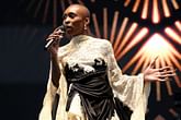 "Are those hands real?" — Netizens react as video of Cynthia Erivo's nails during recent stage performance goes viral