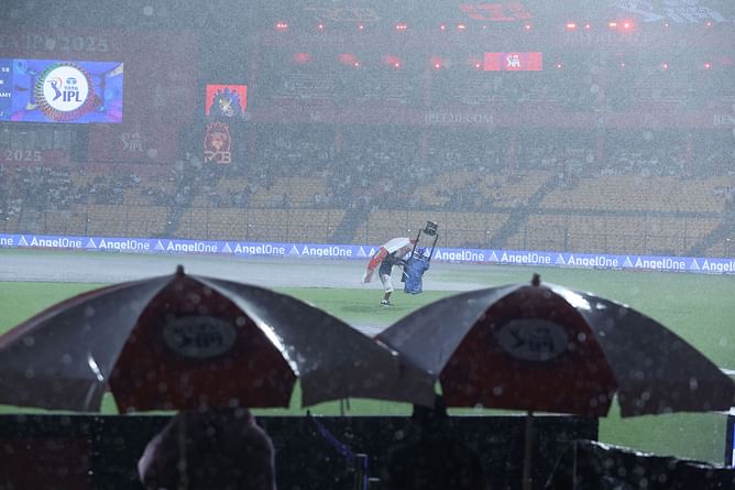 What is the cut-off time for a 20-over game in today’s RCB vs KKR IPL 2025 match?