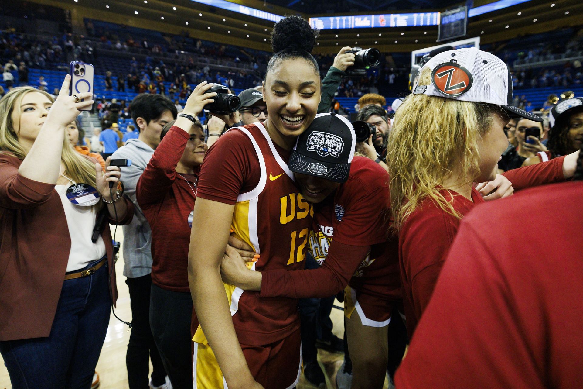 USC v UCLA - Source: Getty