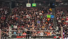 WWE Raw में हुए दो Money in the Bank क्वालीफाइंग मैच, फेमस सुपरस्टार्स ने लहराया जीत का परचम