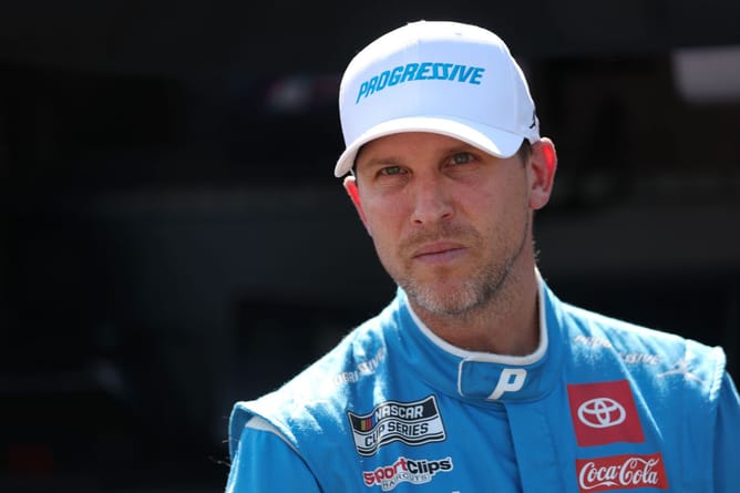 Denny Hamlin takes a brutal 4-word jibe at himself on the radio during Kansas Cup race