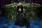 “Stop listening to mid white men”- Fans react as Miley Cyrus reveals Harrison Ford talked her out of doing a forest-based tour for Something Beautiful