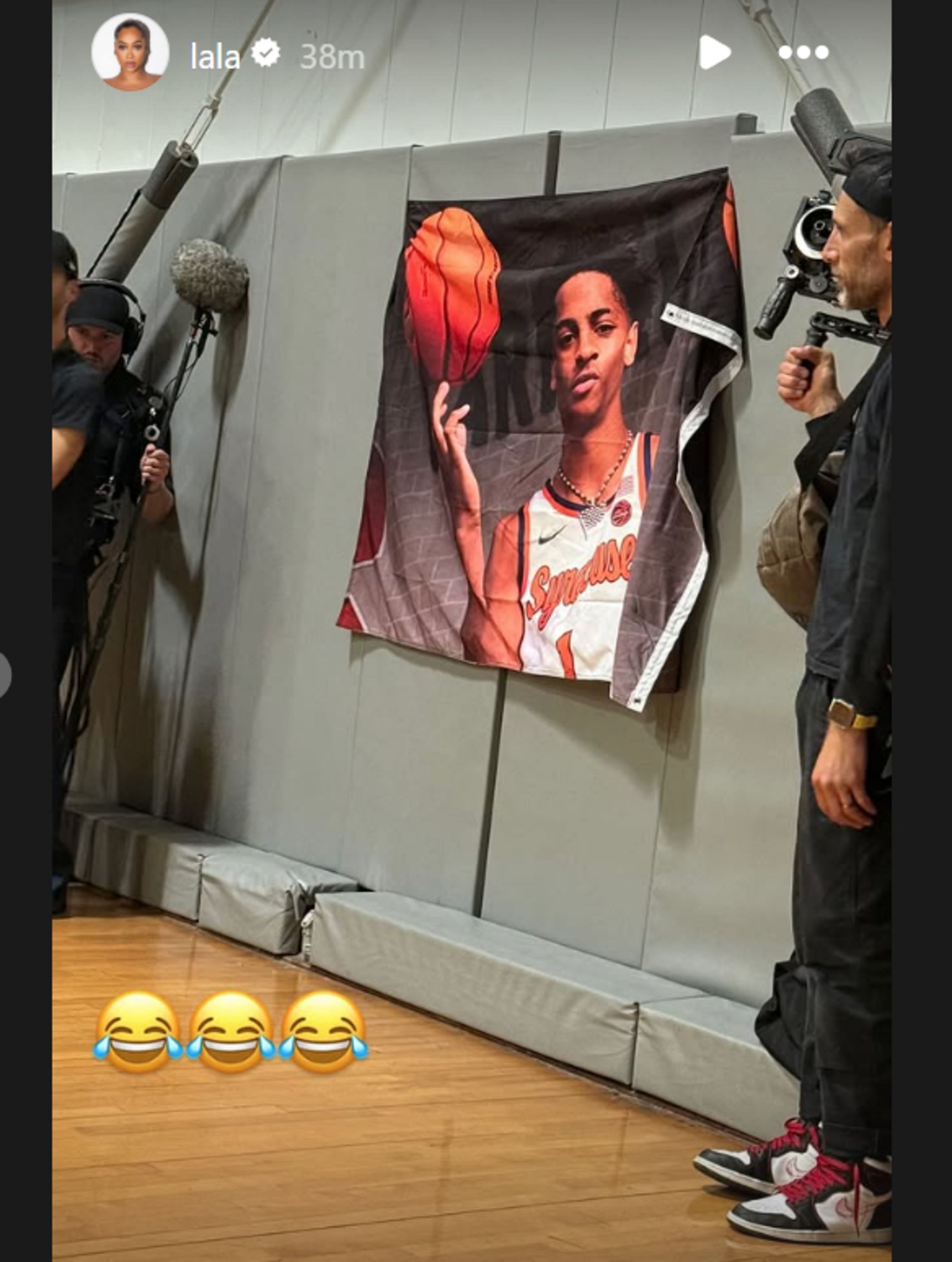 La La Anthonyshows off big banner at LuHi gym during Kiytan Anthony&#039;s graduation. (Source: Instagram/ Lala)