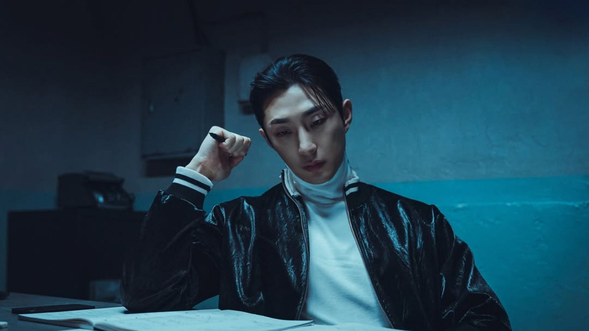 Bae Na-ra as Na Baek-jin aka Donald Na (Image via Instagram/@netflixkr)