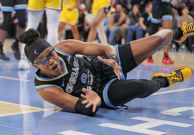 "Letting everybody go" - WNBA fans react to Connecticut Sun waiving corner All-Star in fire sale