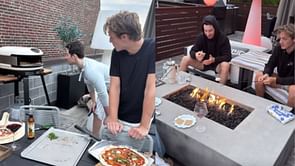 Bruins' Jeremy Swayman becomes a pizzaiolo for girlfriend Alessandra and her Italian-heritage family on "build your own pizza" night