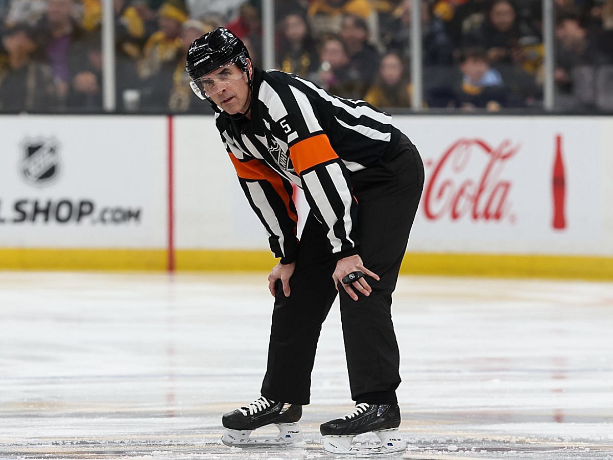 NHL referee Chris Rooney: X @ECHL