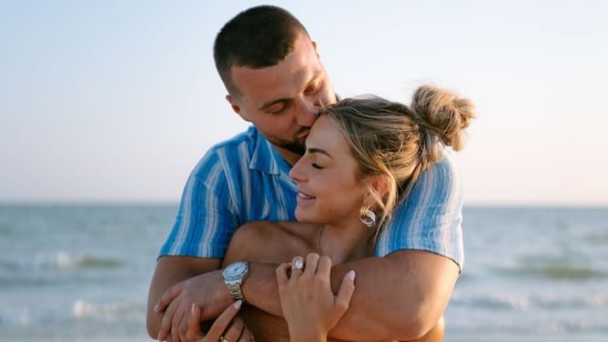 "Ferg is da man": College hoops fans gush over Haley Cavinder & fiancé Jake Ferguson's glamorous outfits for 2025 PBR