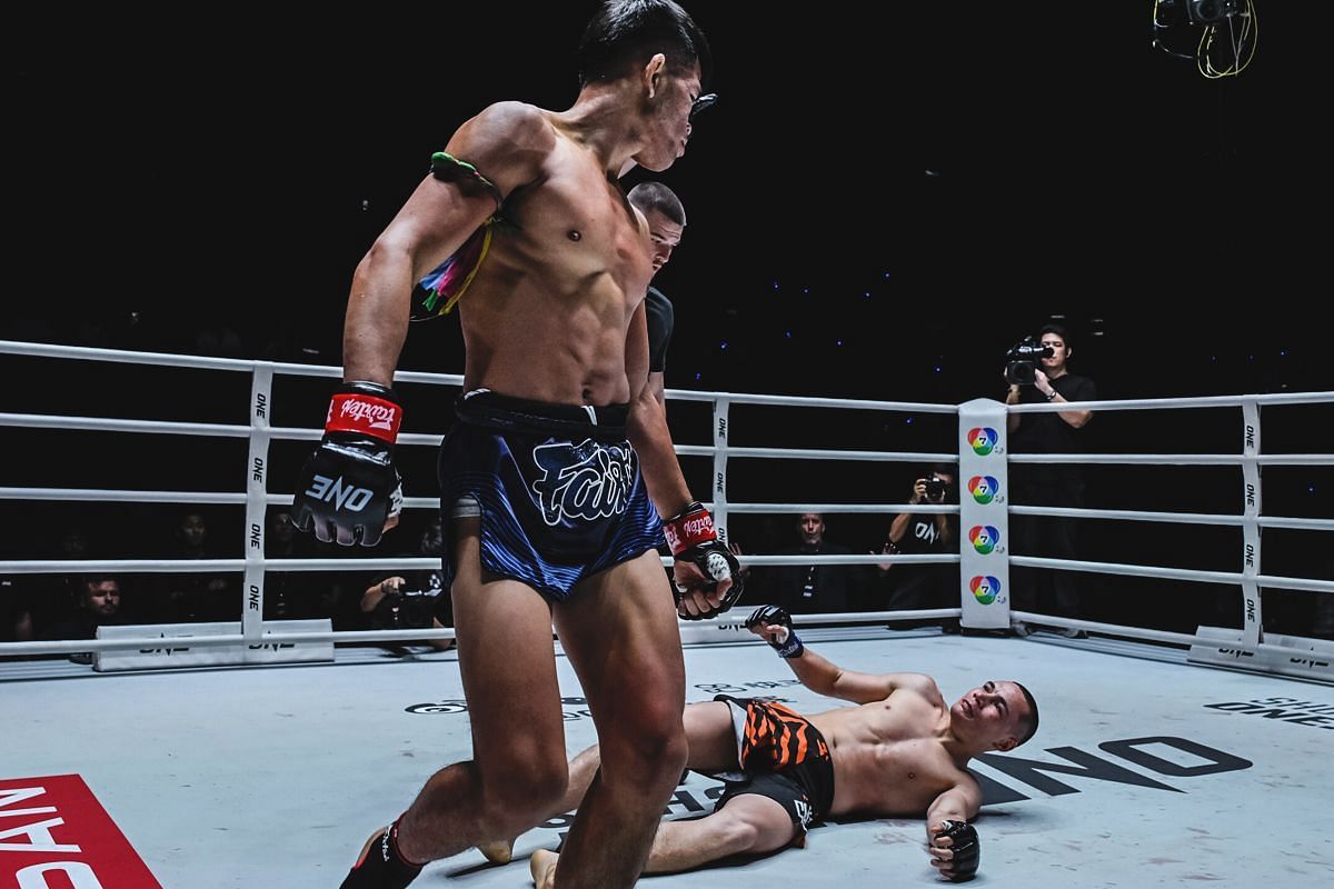 Nakrob made easy work of Tagir Khalilov in June 2024. [Photo via: ONE Championship]