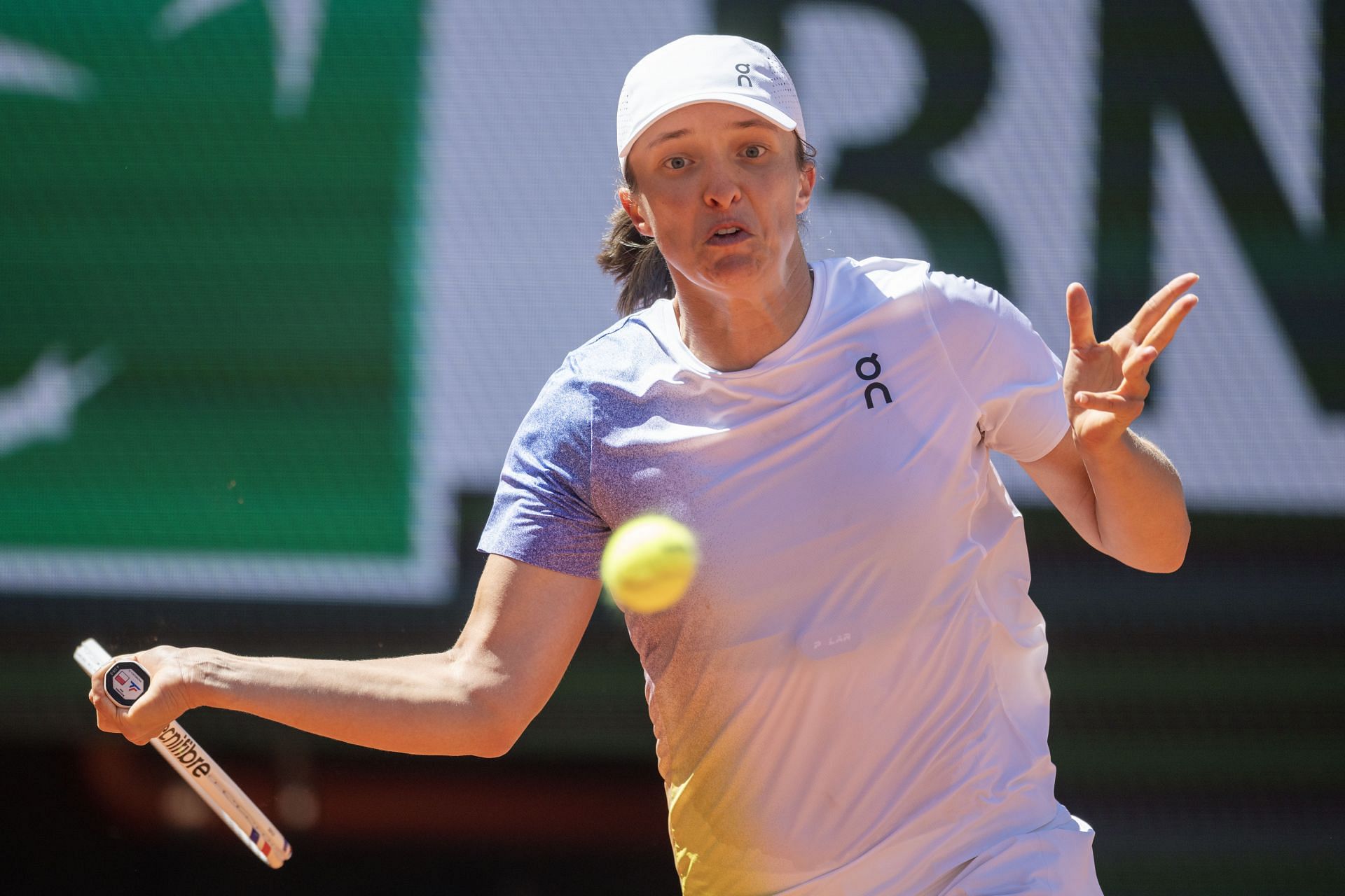 Iga Swiatek pictured at the 2025 French Open | Image Source: Getty
