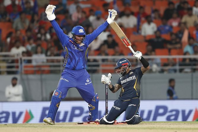 Kusal Mendis departs for 20 after a bizarre hit-wicket dismissal in GT vs MI IPL 2025 Eliminator match [Watch]