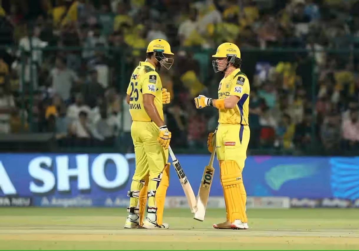 शिवम दुबे और डेवाल्ड ब्रेविस (Photo Credit - IPLT20.COM)