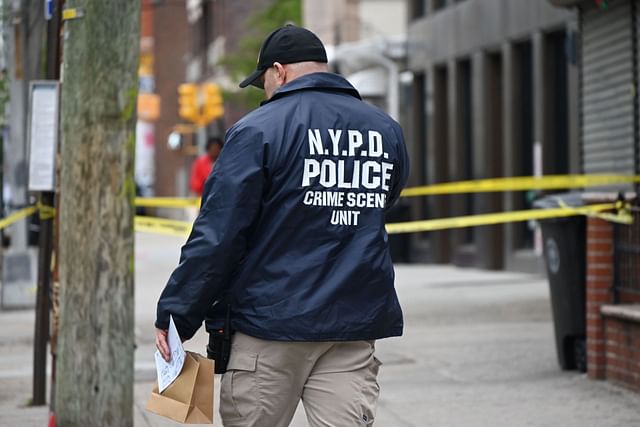 NYPD officer wounded in Astoria shooting - Source: Getty