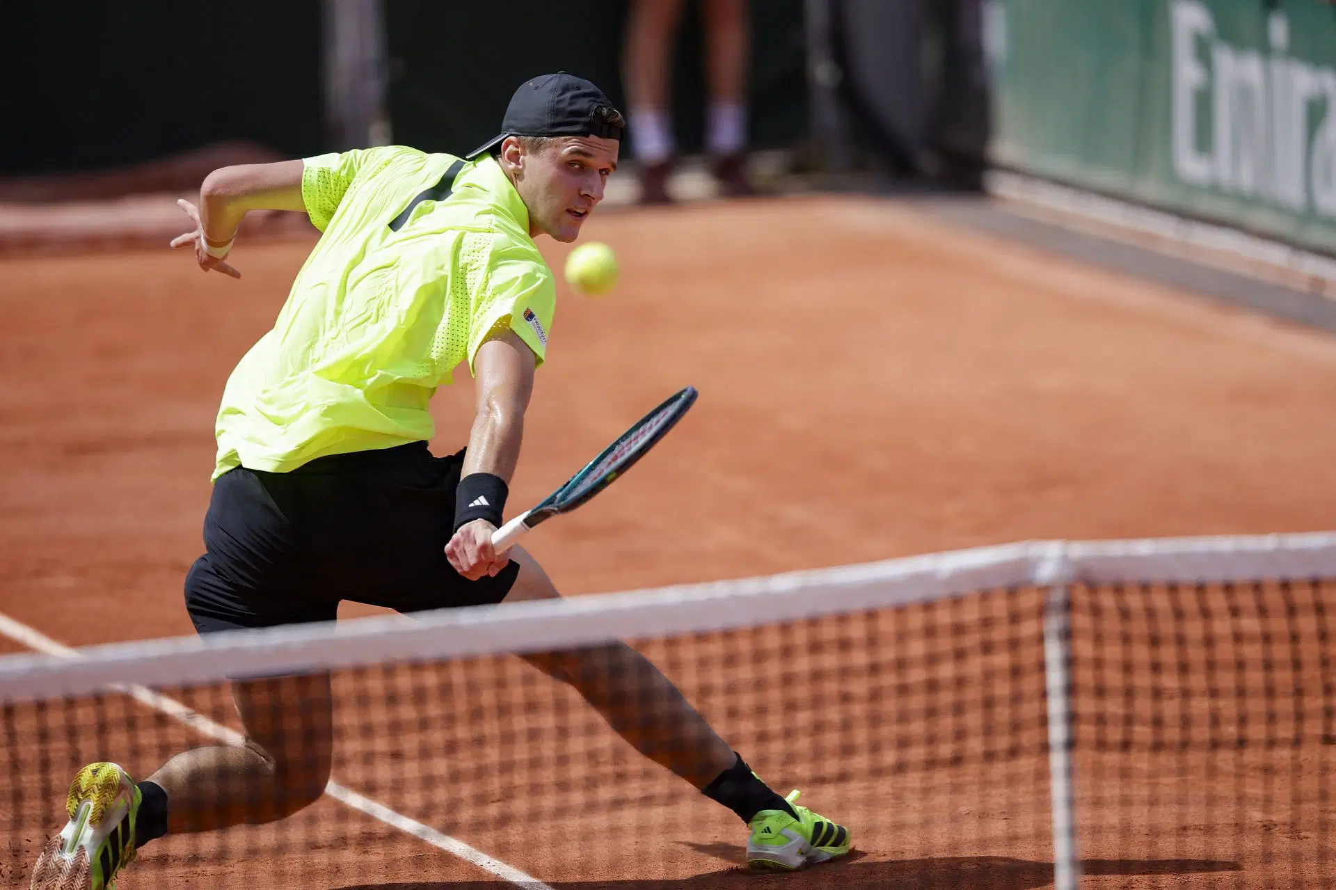 Mensik in action at the 2025 French Open - Day Five - Source: Getty