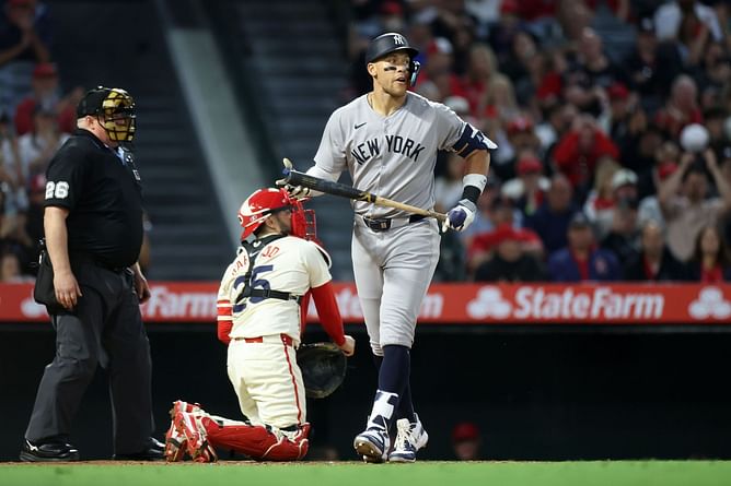 WATCH: Aaron Judge gives honest reaction to amuse Angels manager after intentional walks