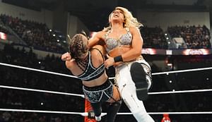 WWE Raw में बुरी तरह चोटिल होने के बाद फेमस सुपरस्टार ने तोड़ी चुप्पी, दिया दिल तोड़ देने वाला बयान