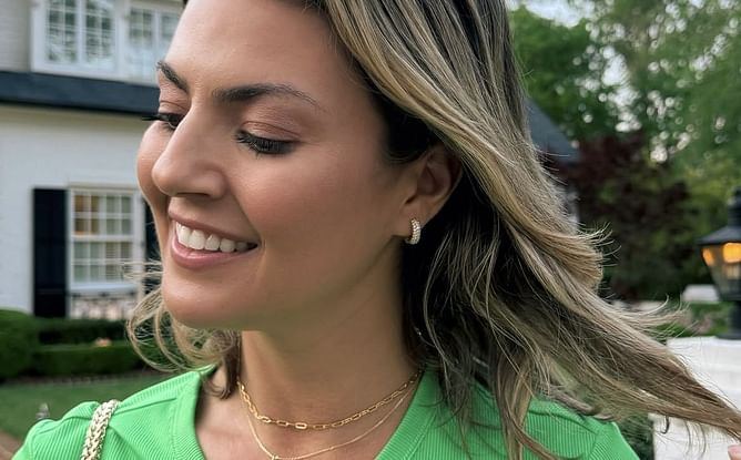 Amanda Balionis reveals her recently realized major makeup mistake