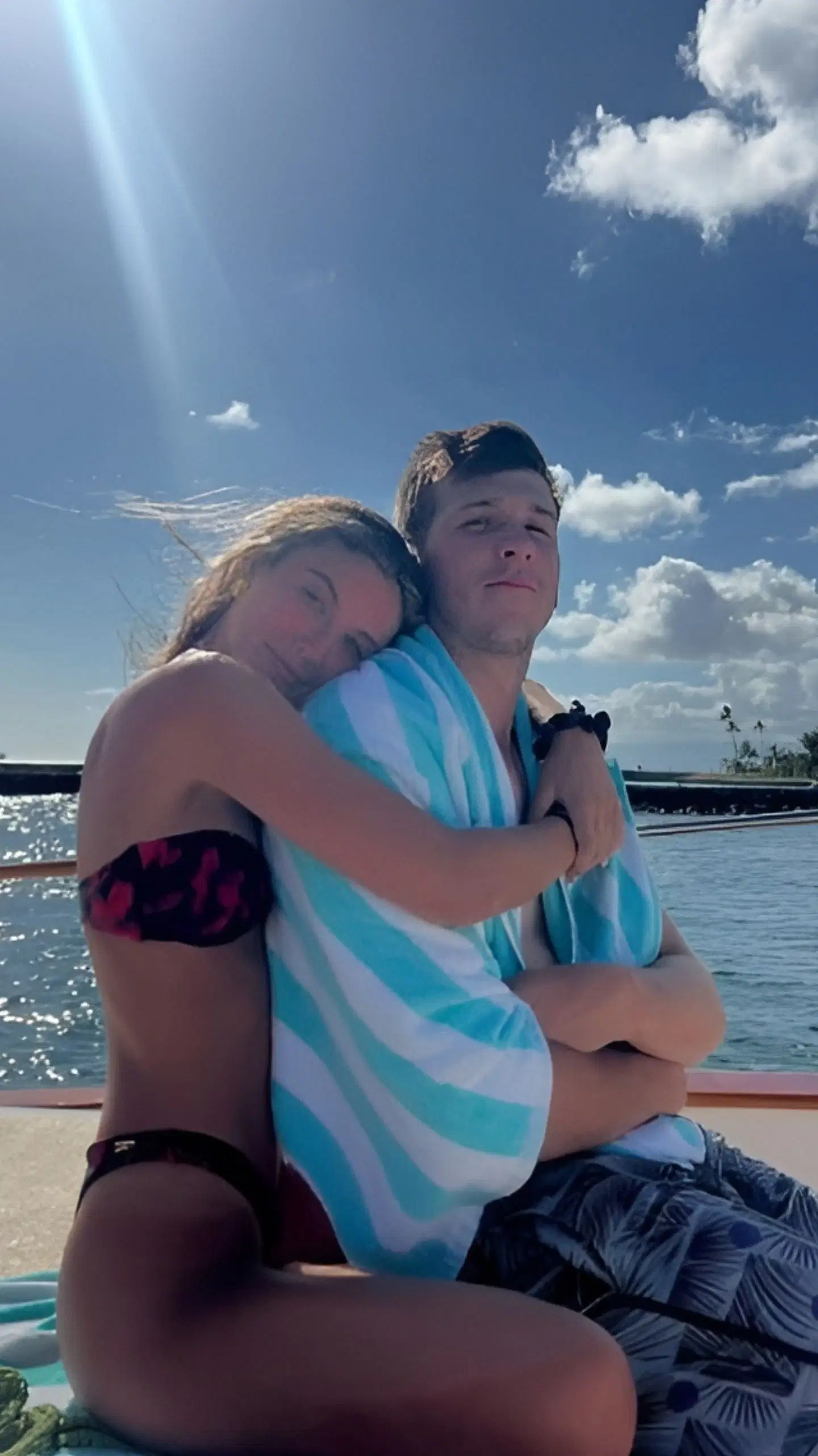 Austin Reaves and his partner Jenna Barber. [Credit: IG/@jennabarberr]