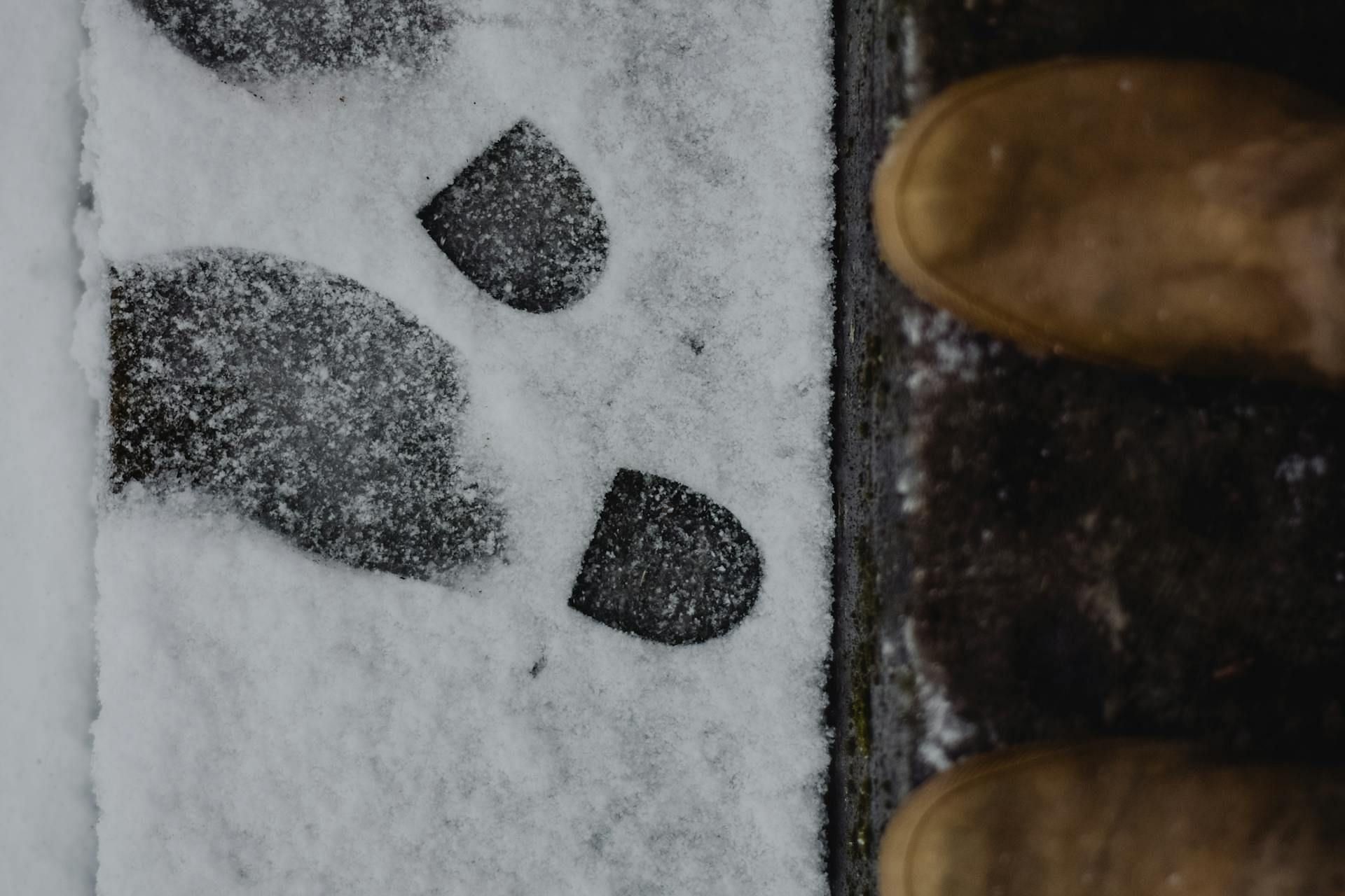 Footprints found in Cheryl Choker&#039;s murder scene matched with William Suff&#039;s shoes (Image via Pexels)