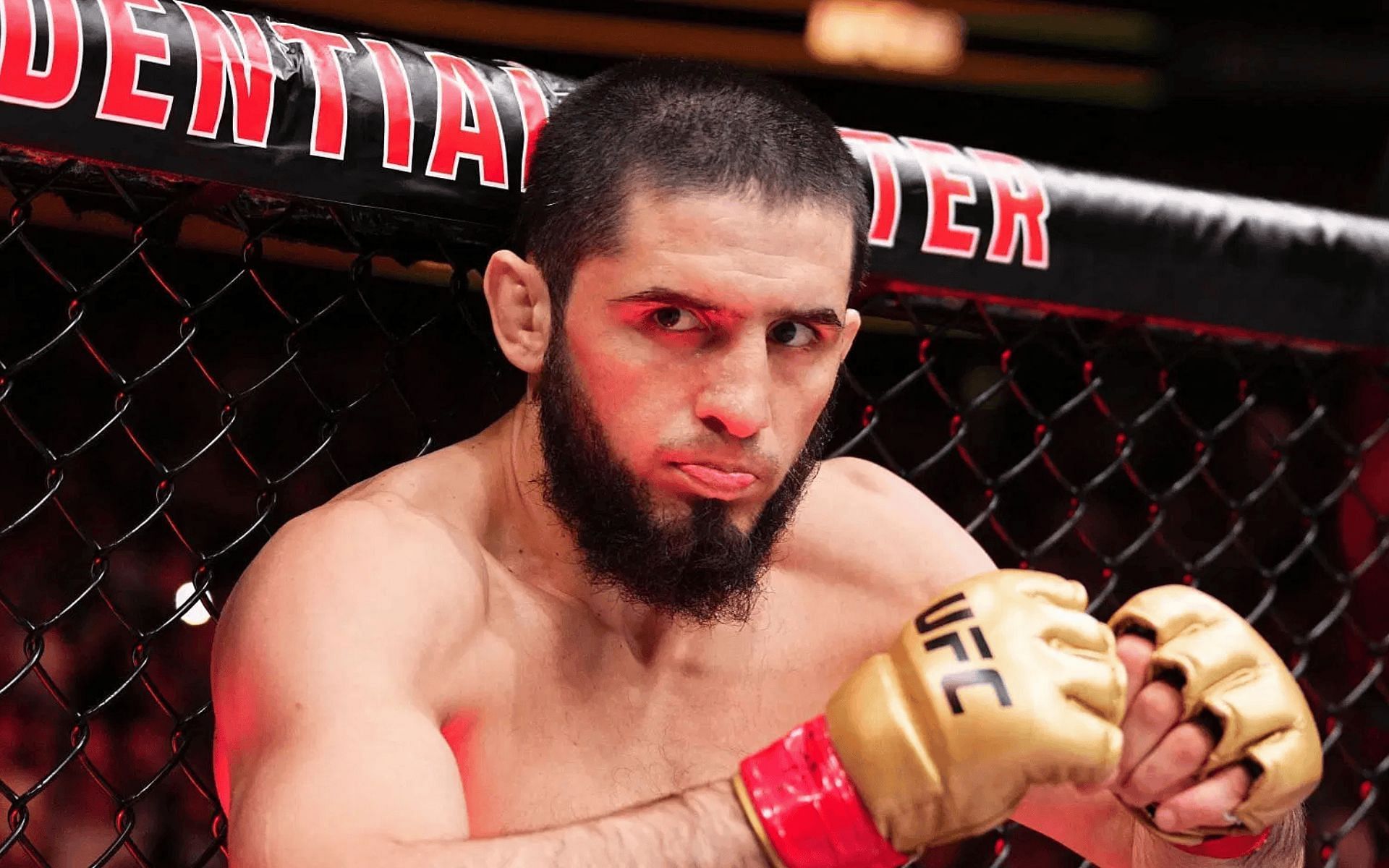 Islam Makhachev spars with heavyweight fighters in the gym. [Image courtesy: Getty]