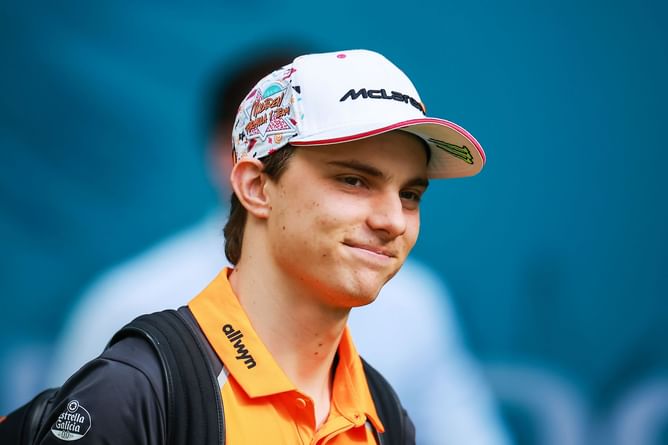 "Not for me": McLaren star Oscar Piastri rules out Indy 500 while praising 'crazy' IndyCar drivers