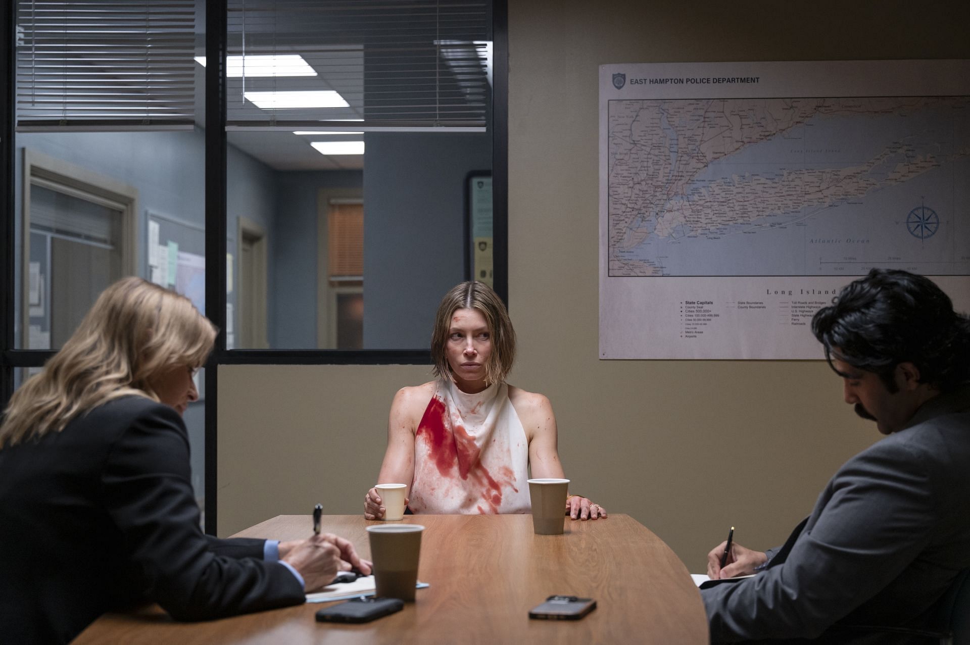Jessica Biel as Chloe Taylor as seen in the limited thriller series The Better Sister. (Image via amazonmgmstudios.com)