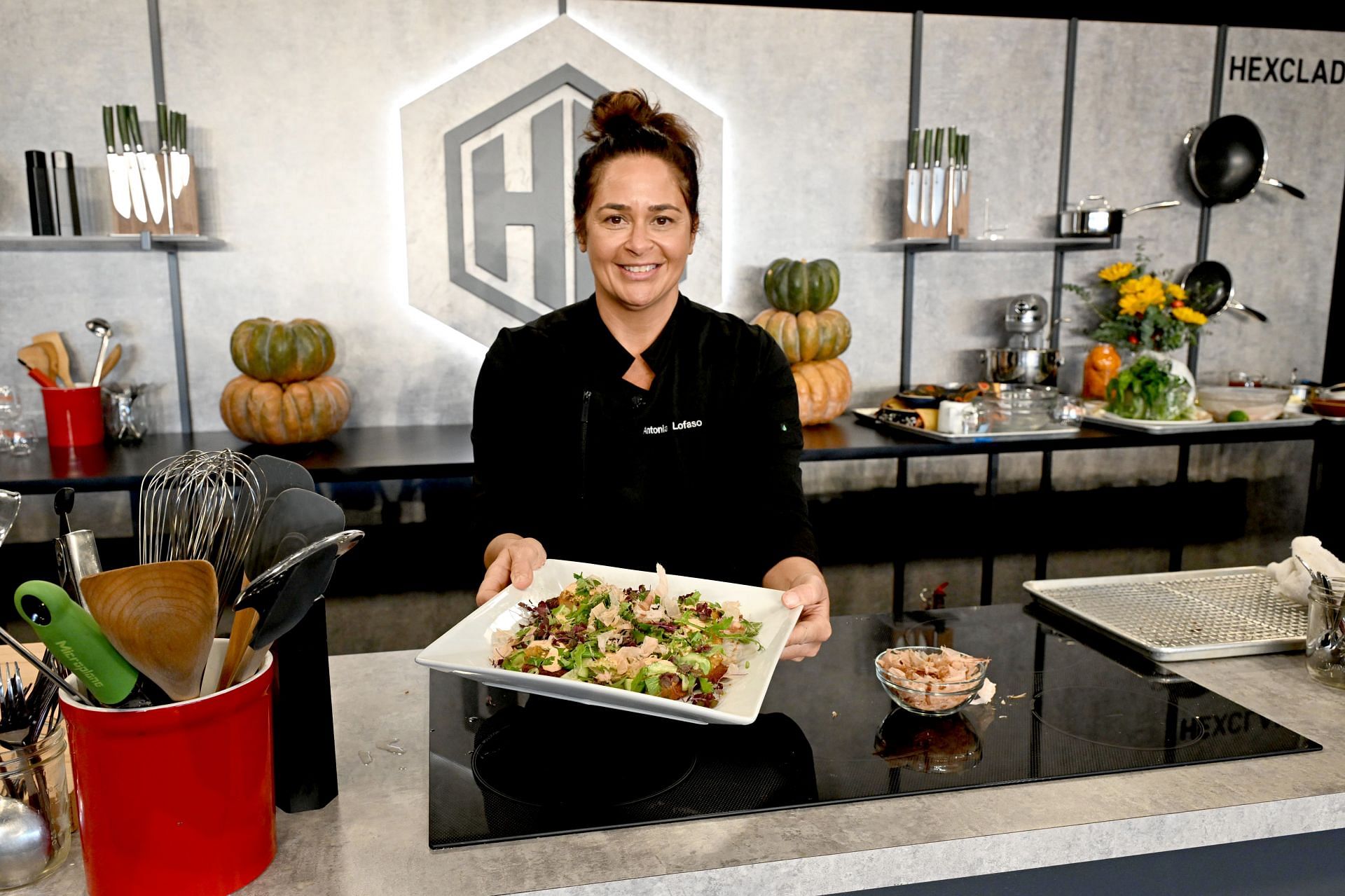 Food Network New York City Wine &amp; Food Festival presented by Invesco QQQ - Grand Tasting featuring Culinary Demonstrations presented by HexClad - Source: Getty