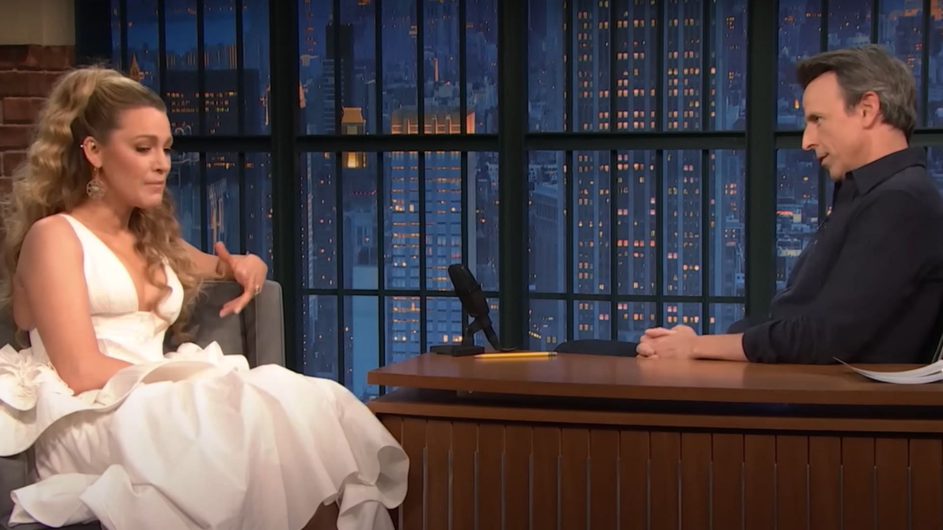 Blake Lively and Seth Meyers in Late Night with Seth Meyers (Image via YouTube/@LateNight withSethMeyers)