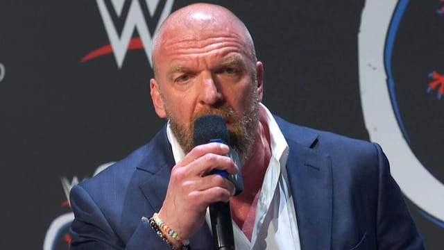 Wwe Leaks Huge Title Change In Major Mistake During Raw