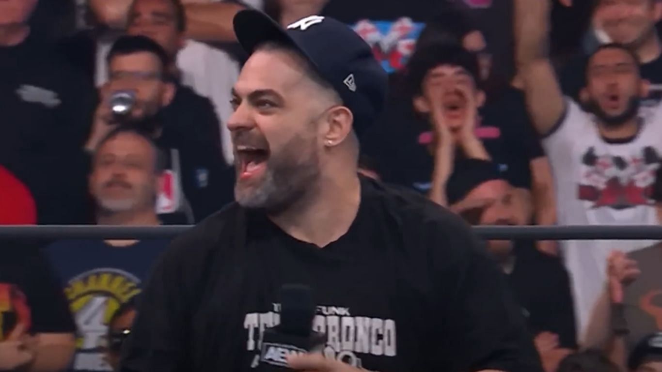 Fans await Eddie Kingston