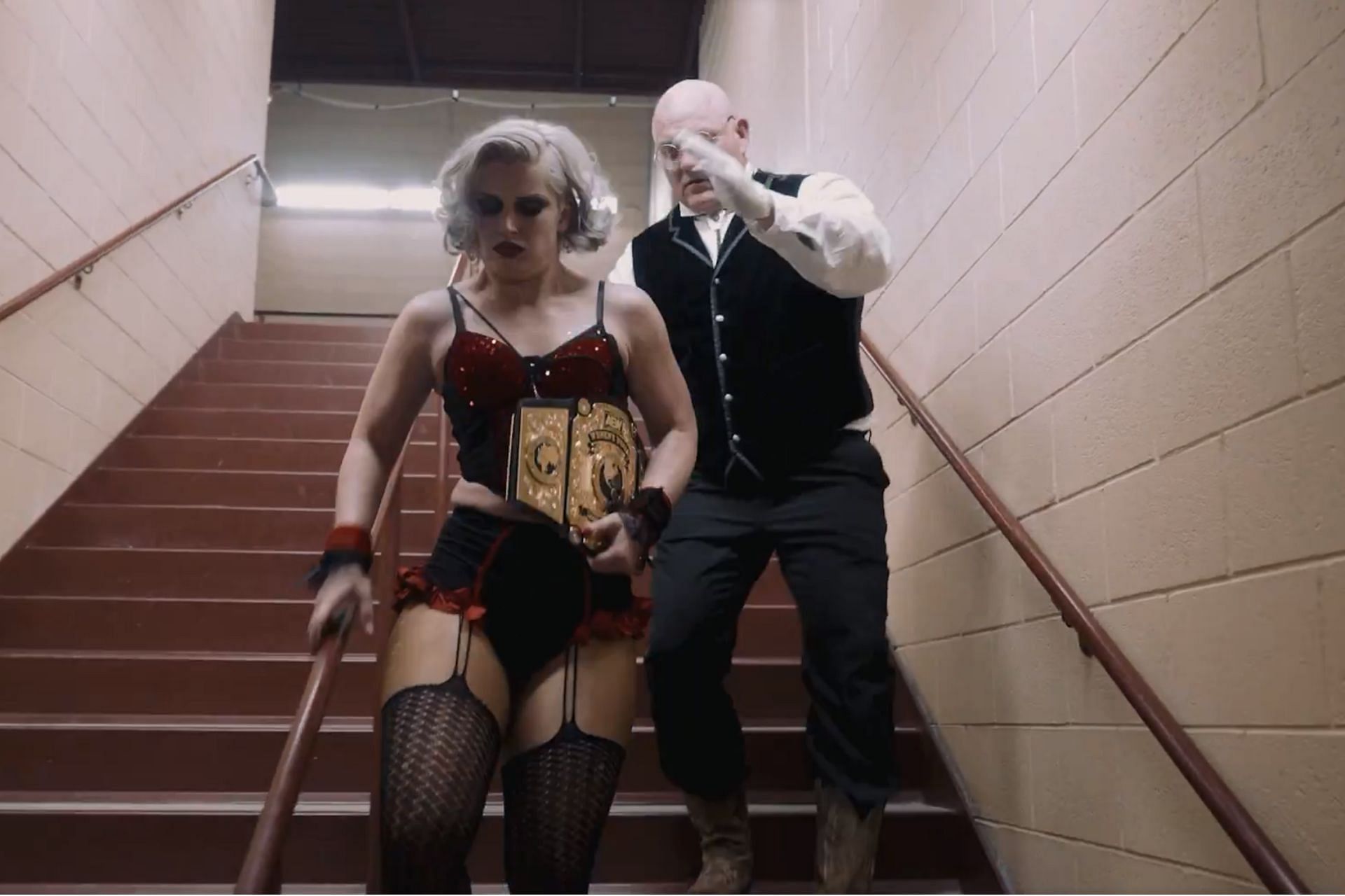Toni Storm AEW