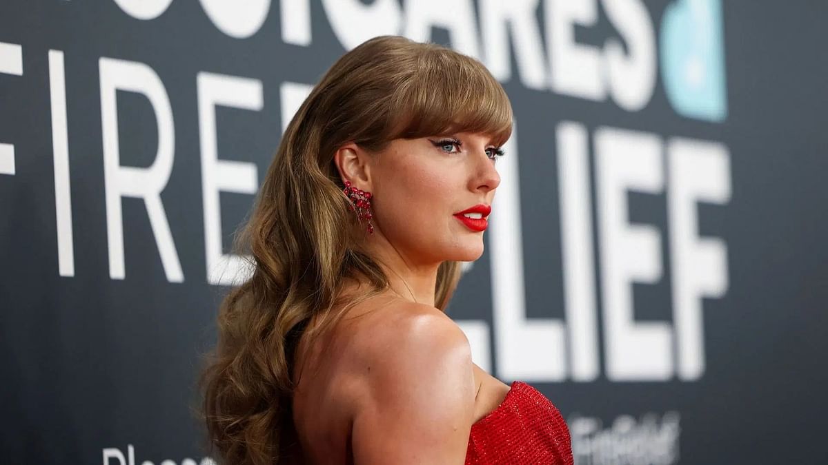 "That's a dig at Scooter Braun!": Perez Hilton reacts as Taylor Swift pens handwritten letter to fans after buying back her life's work