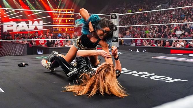 "उनके जैसी नहीं हूं"- WWE Backlash 2025 में मैच से पहले चैंपियन ने दिग्गज को दी धमकी