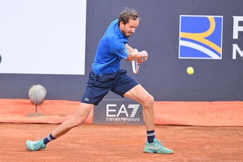 Lorenzo Musetti v Daniil Medvedev - Internazionali BNL d'Italia 2025 - Source: Getty