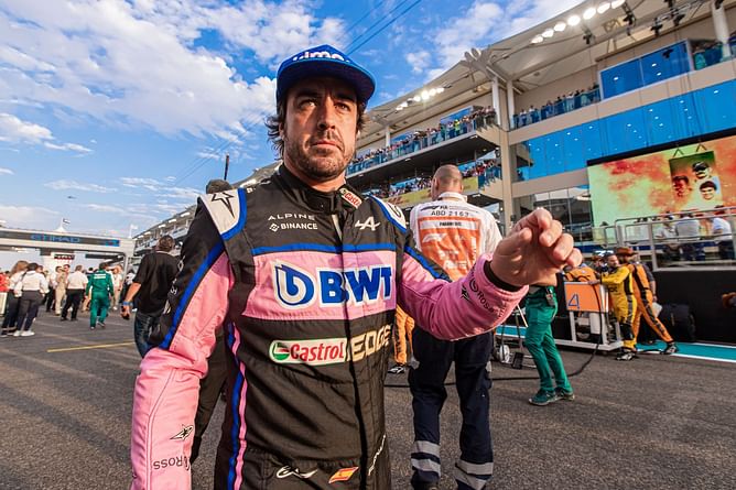 Alpine confesses to not treating Fernando Alonso the way it should have