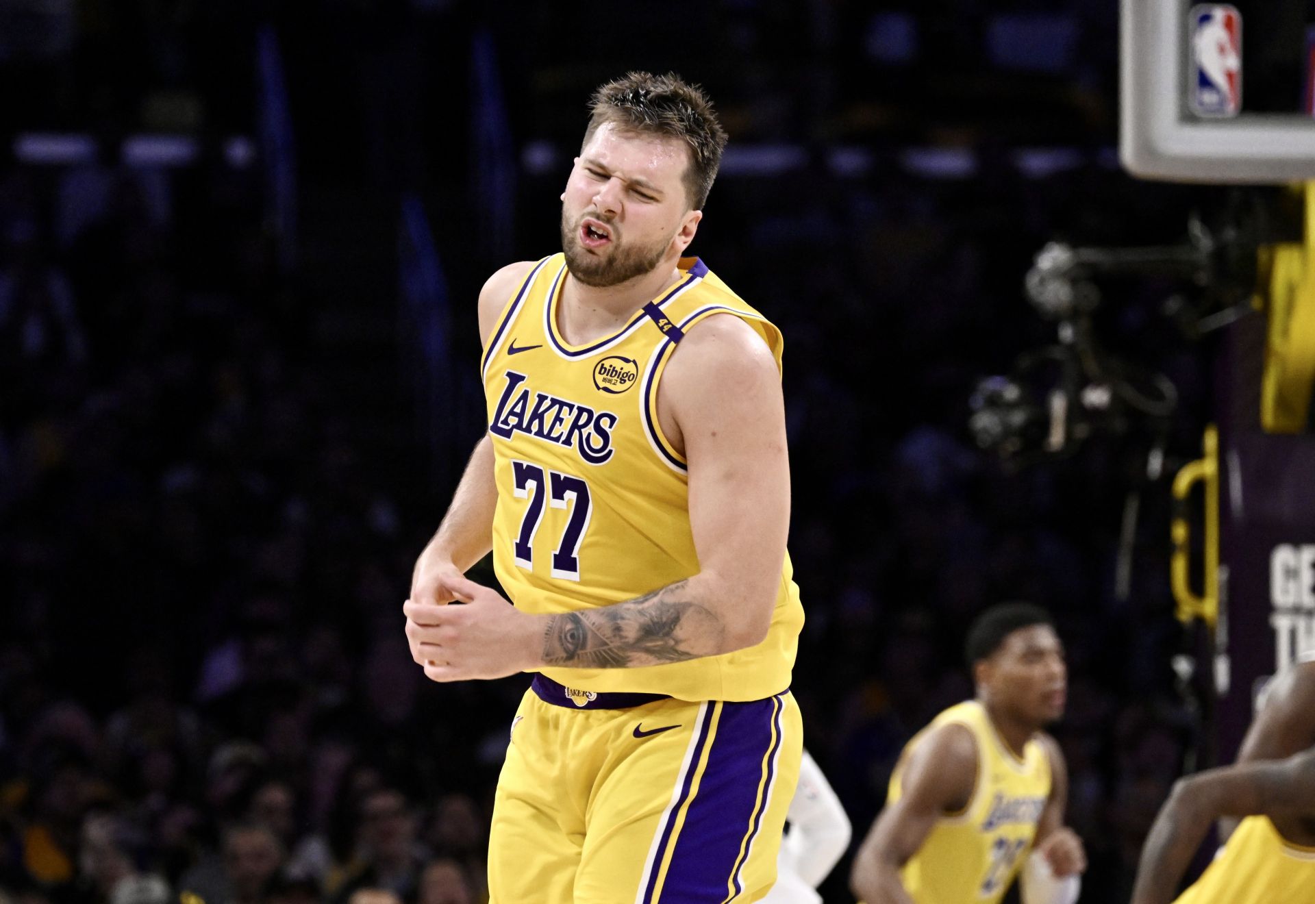 How many points did Luka Doncic score tonight against the Minnesota Timberwolves? (April 30)