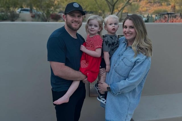 Who is Max Muncy's wife? | Meet Kellie Muncy