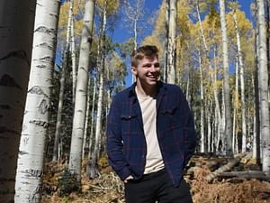 "Fake tears": Sister Wives fans react to Robyn's insincerity as others genuinely grieve over Garrison