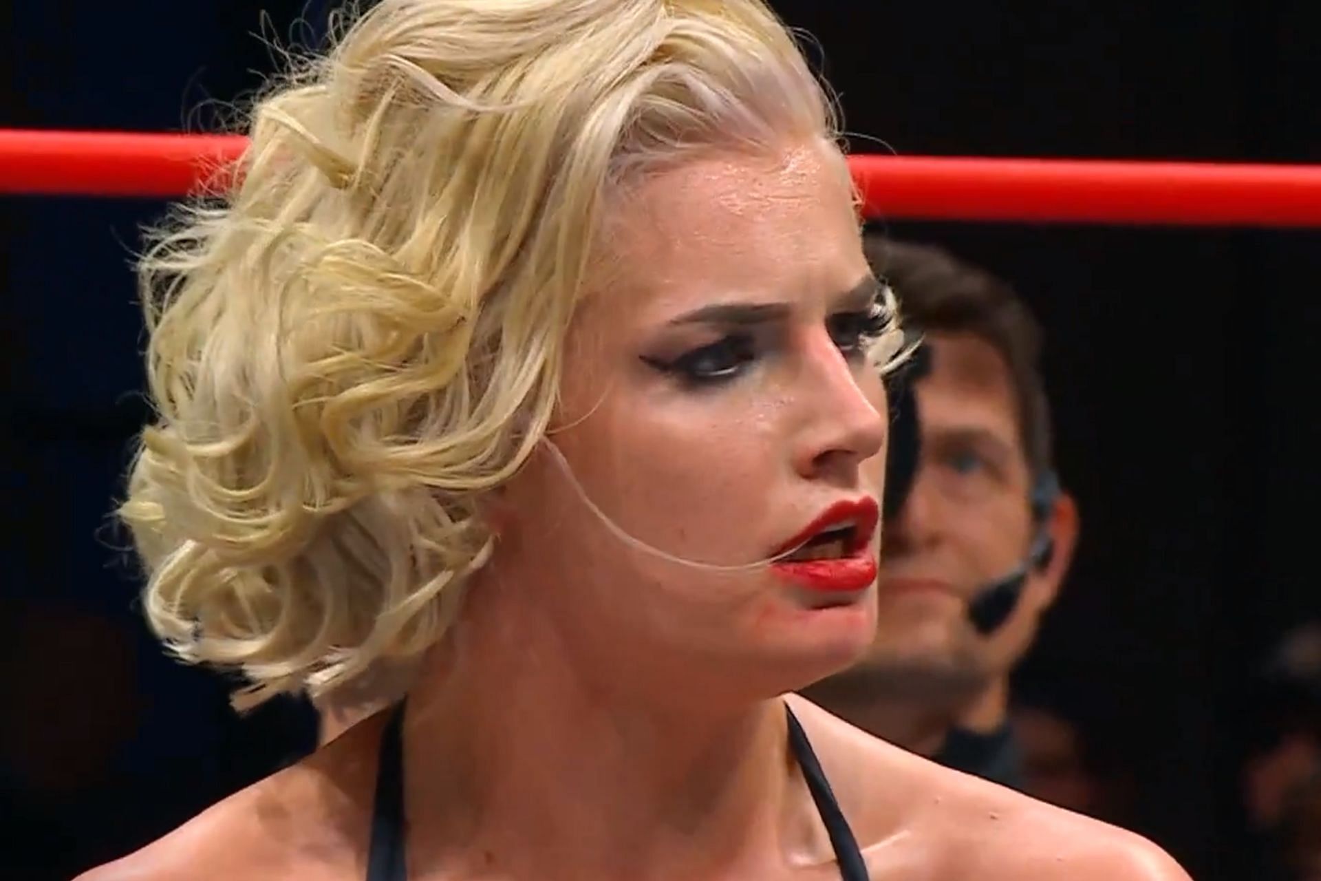 Toni Storm AEW