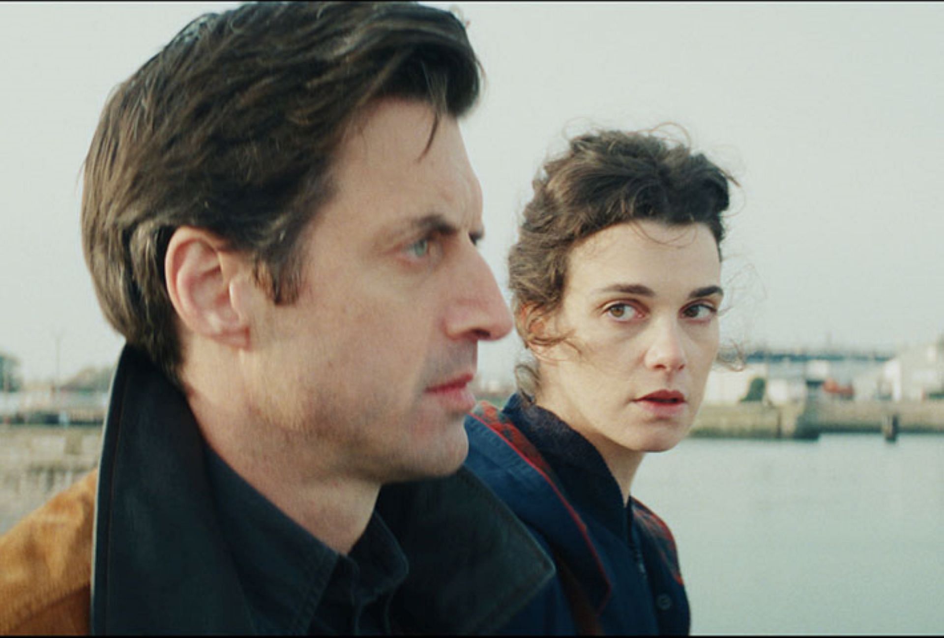 Oliver and Agathe as seen in the French romantic comedy film Jane Austen Wrecked My Life. (Image via sonyclssics.com)