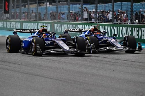 Carlos Sainz and Alexander Albon battle for track position at Miami GP - Source: Getty