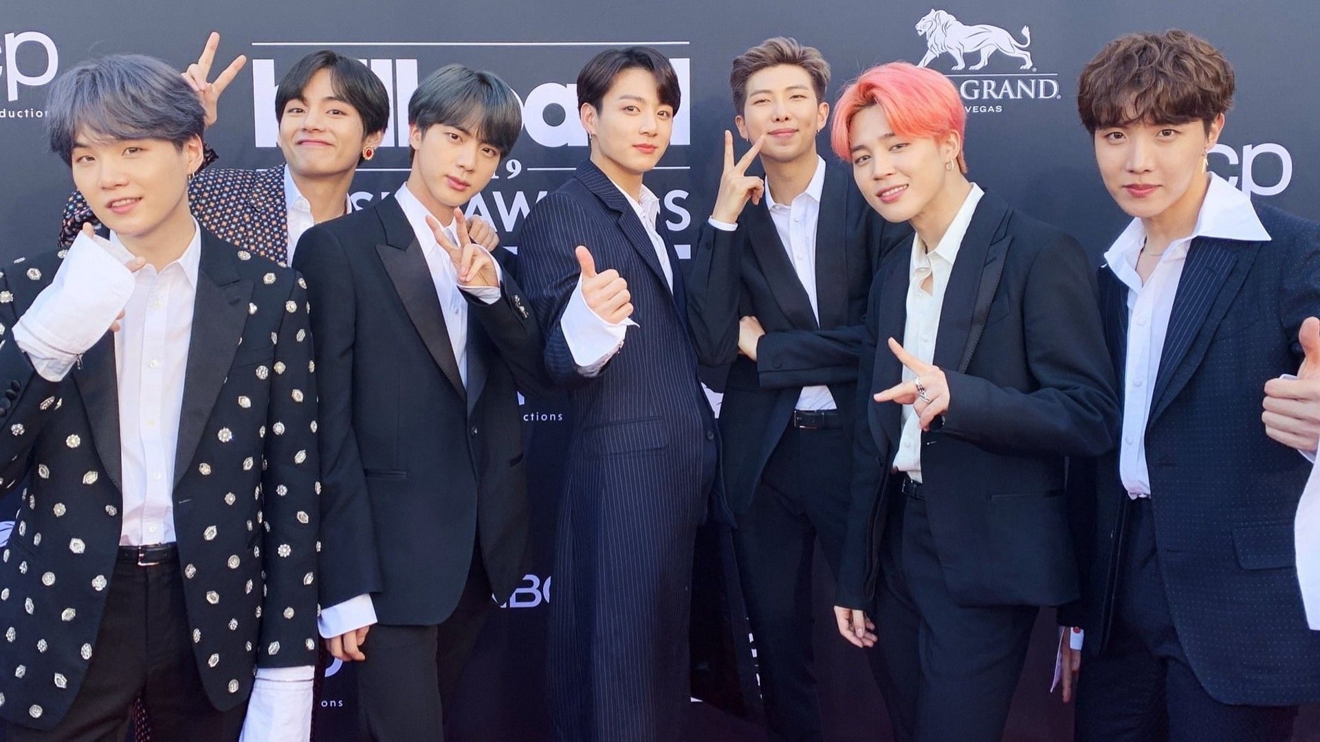 At BBMA 2019 (Image via X/@bts_bighit)