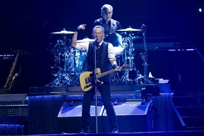 Rage Against the Machine guitarist Tom Morello says "Trump is mad" at Bruce Springsteen because singer "draws a bigger audience" than him