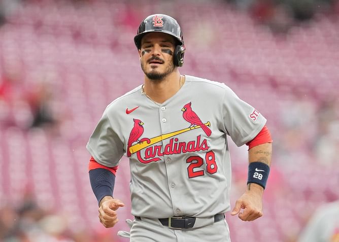 Nolan Arenado’s bizarre catch and clash with little fan has fans concerned