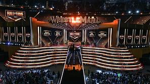 WWE legend to receive a huge honor