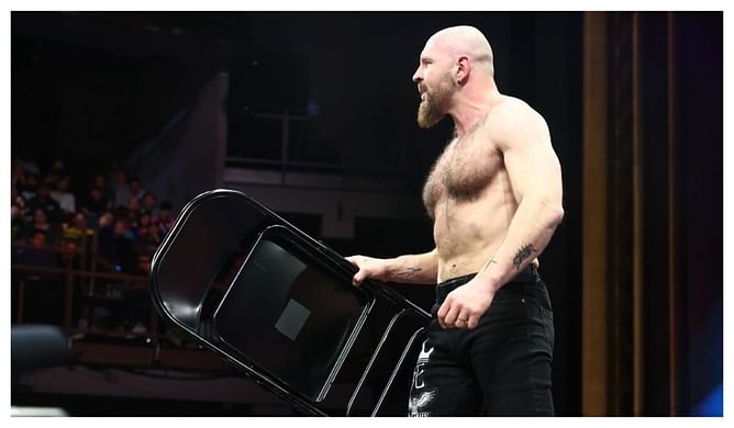 "They're kind of causing chaos" - Top star shares his honest thoughts on Jon Moxley representing AEW as World Champion (Exclusive)